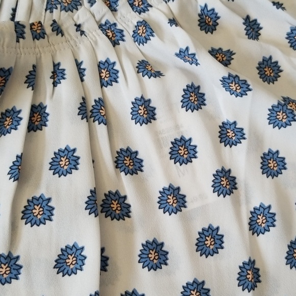 Loft pleated floral top - Picture 7 of 8